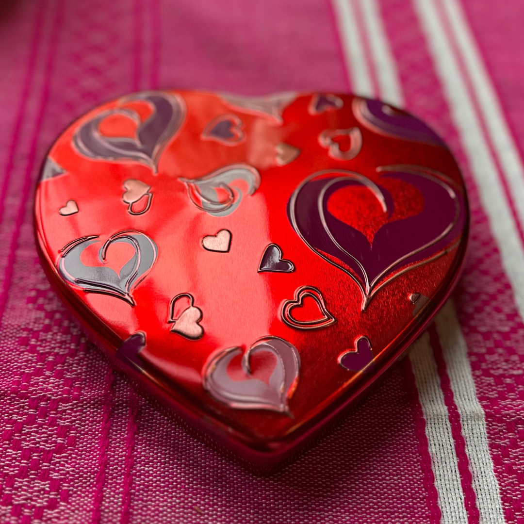 11pc Valentine Assortments Chocolate - Casa de Chocolates