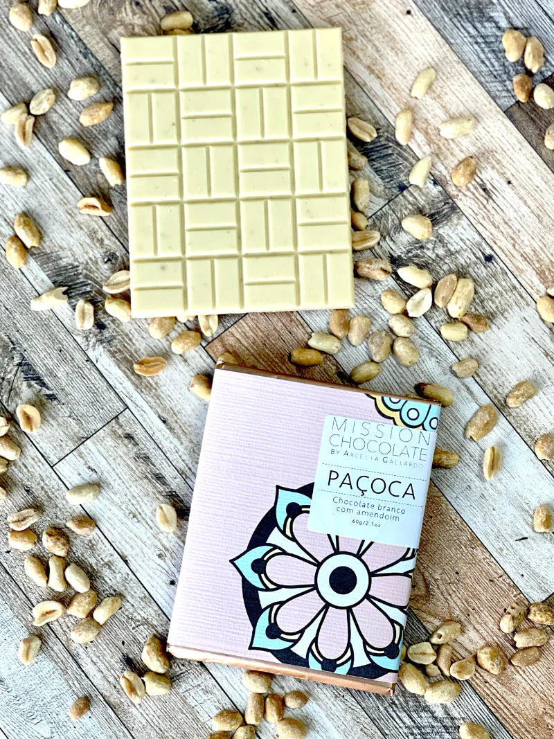 PAÇOCA | WHITE CHOCOLATE WITH PEANUTS Chocolate - Casa de Chocolates