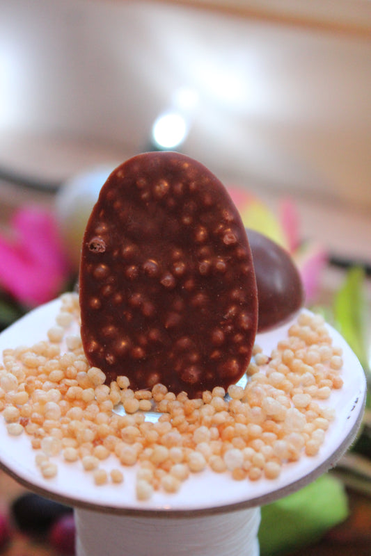 Roasted Quinoa Egg 41% Chocolate - Casa de Chocolates